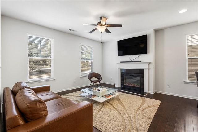 869 Venture Way SW, Atlanta, GA 30331