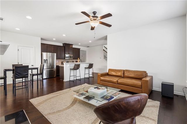 869 Venture Way SW, Atlanta, GA 30331
