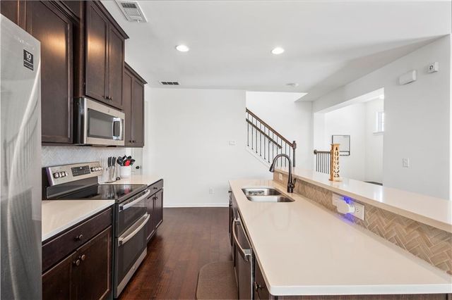 869 Venture Way SW, Atlanta, GA 30331