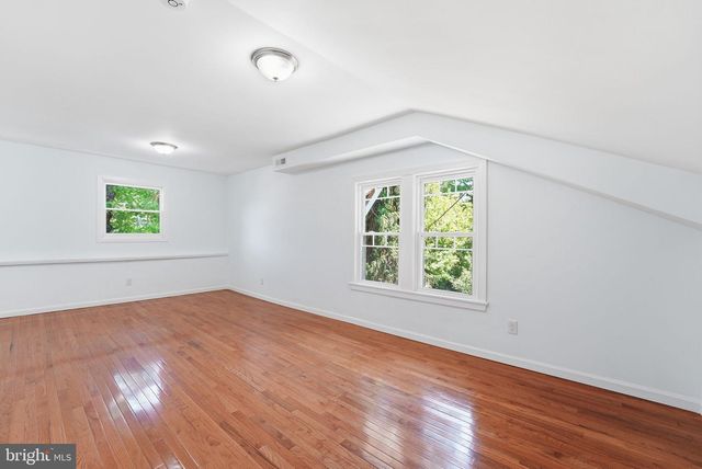 5715 TENNYSON ST, Riverdale, MD 20737