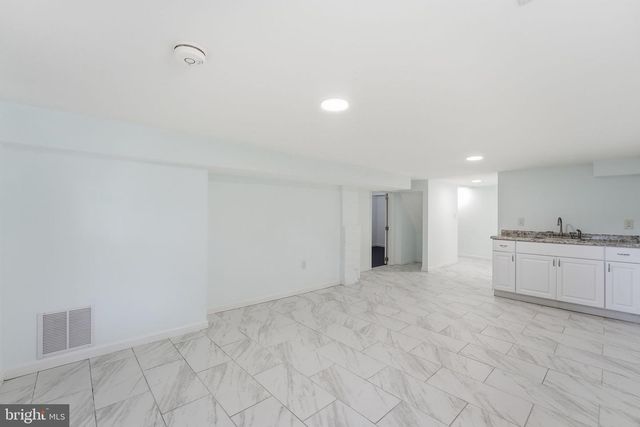 5715 TENNYSON ST, Riverdale, MD 20737
