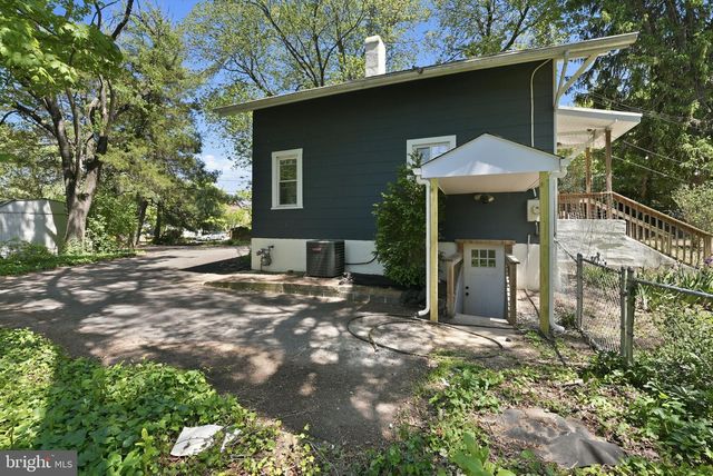 5715 TENNYSON ST, Riverdale, MD 20737