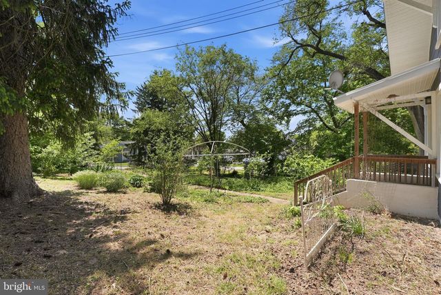 5715 TENNYSON ST, Riverdale, MD 20737