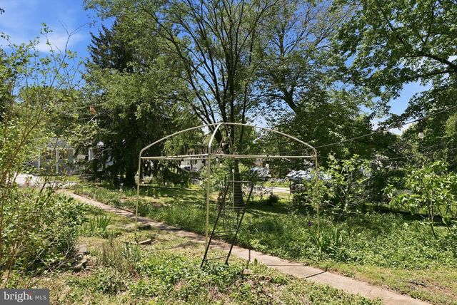 5715 TENNYSON ST, Riverdale, MD 20737