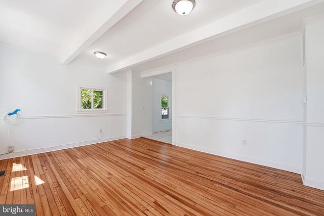 5715 TENNYSON ST, Riverdale, MD 20737