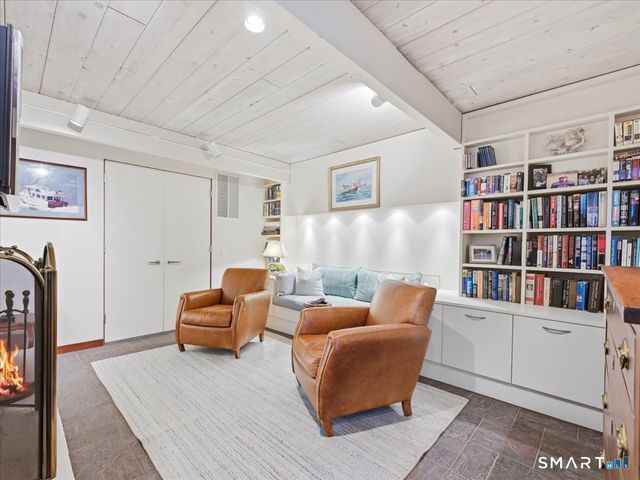 111 Tipping Rock Road, Stonington, CT 06378