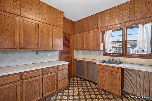 356 Humphrey Street, New Haven, CT 06511