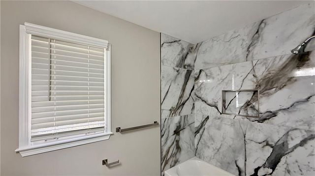 1735 Ridgefield Drive, Roswell, GA 30075