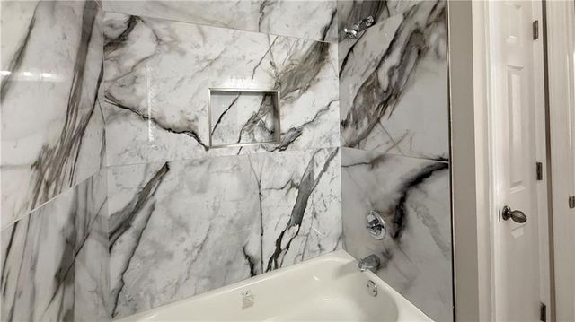 1735 Ridgefield Drive, Roswell, GA 30075