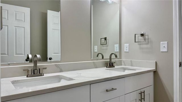 1735 Ridgefield Drive, Roswell, GA 30075