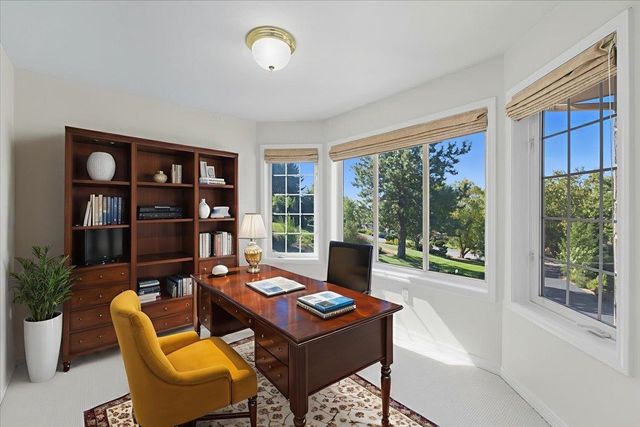 5915 S Dearborn Rd, Spokane, WA 99223