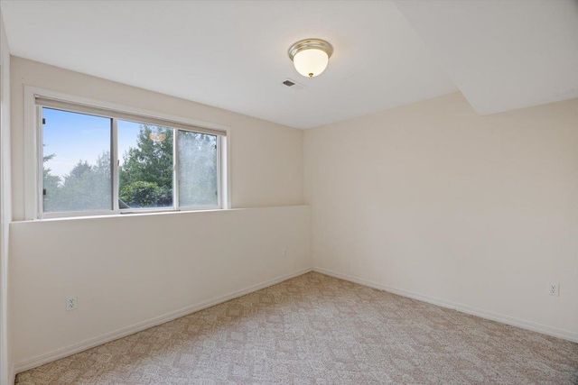 5915 S Dearborn Rd, Spokane, WA 99223