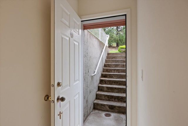 5915 S Dearborn Rd, Spokane, WA 99223