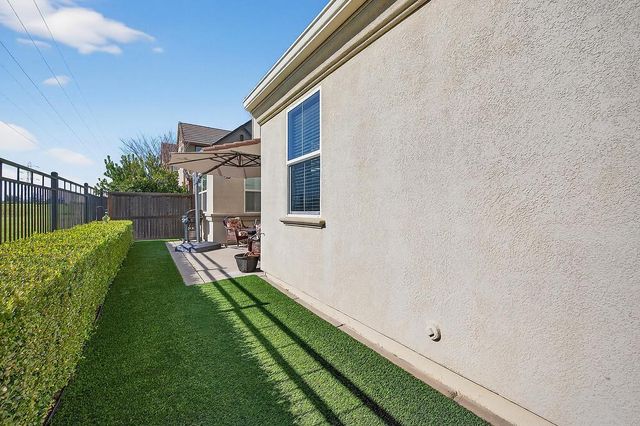 1591 Bonanza Ln, Folsom, CA 95630