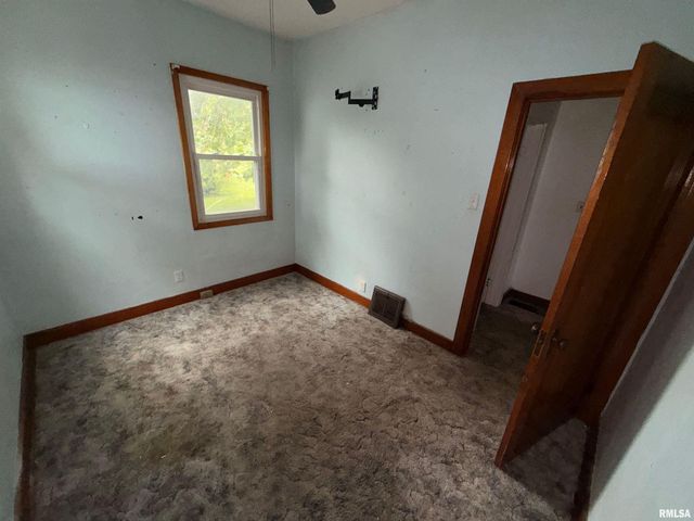 1248 N 7TH Street, Riverton, IL 62561