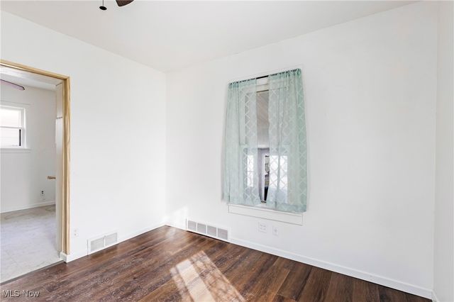 642 Parkman Road NW, Warren, OH 44485