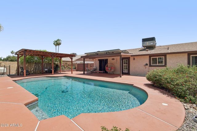 222 E SILVER CREEK Road, Gilbert, AZ 85296