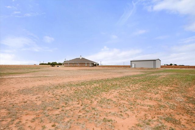 1429 FM 211, Wilson, TX 79381