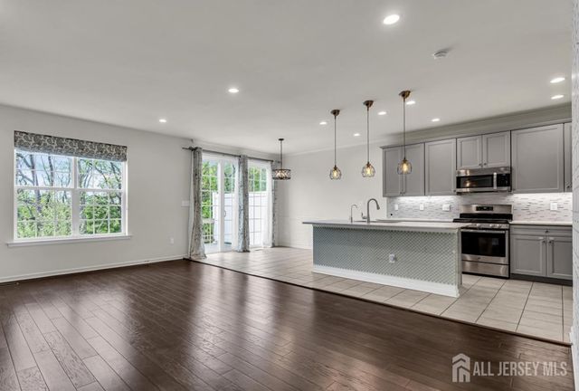 44 Begonia Lane, Monroe, NJ 08831