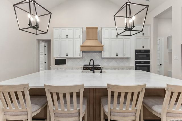 1140 Blackburnian, New Braunfels, TX 78132