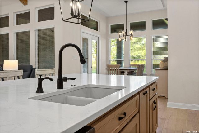 1140 Blackburnian, New Braunfels, TX 78132