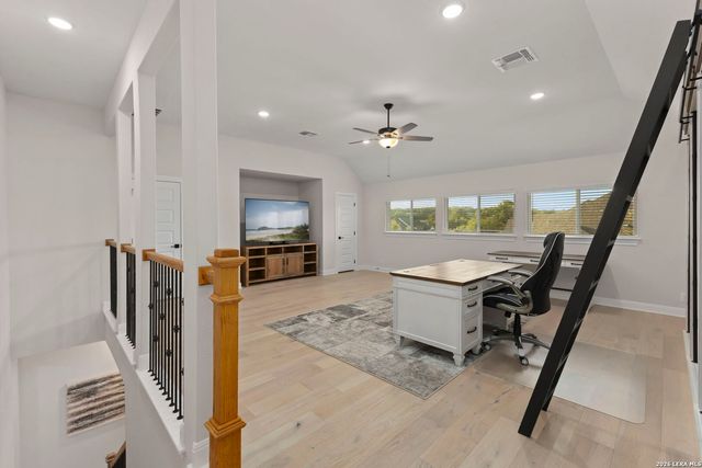 1140 Blackburnian, New Braunfels, TX 78132