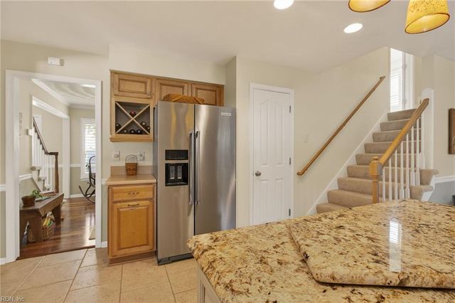 1909 Piney Woods LN, Virginia Beach, VA 23456