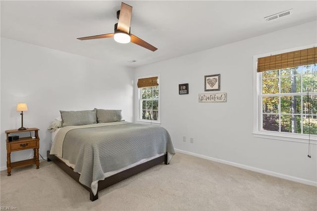 1909 Piney Woods LN, Virginia Beach, VA 23456