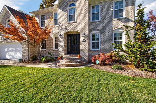 1909 Piney Woods LN, Virginia Beach, VA 23456