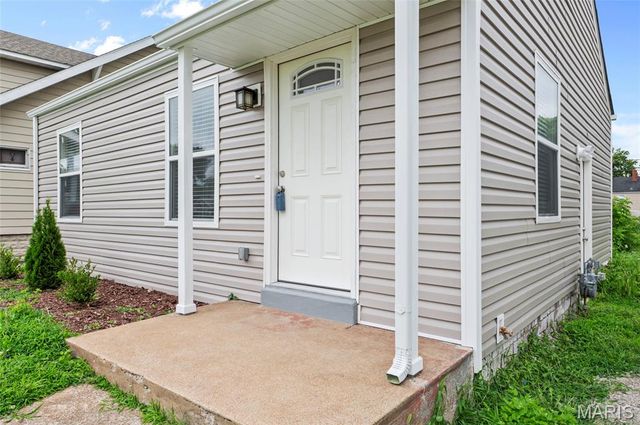 2864 Washington Avenue, Granite City, IL 62040