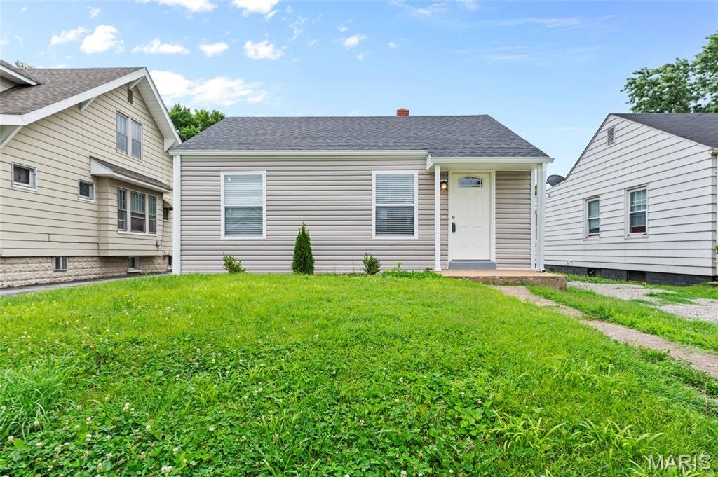 2864 Washington Avenue, Granite City, IL 62040