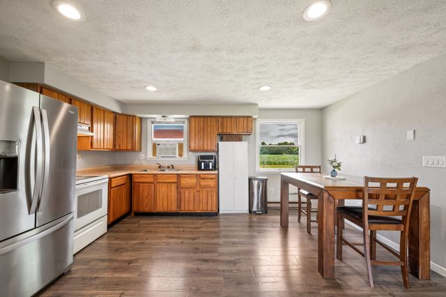 28644 Elm Street, Dowagiac, MI 49047