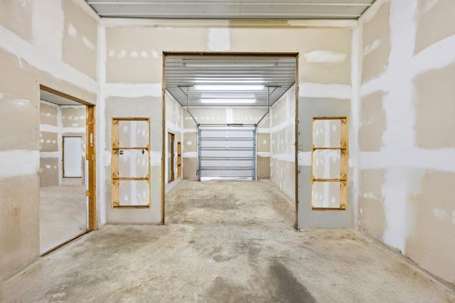 28644 Elm Street, Dowagiac, MI 49047