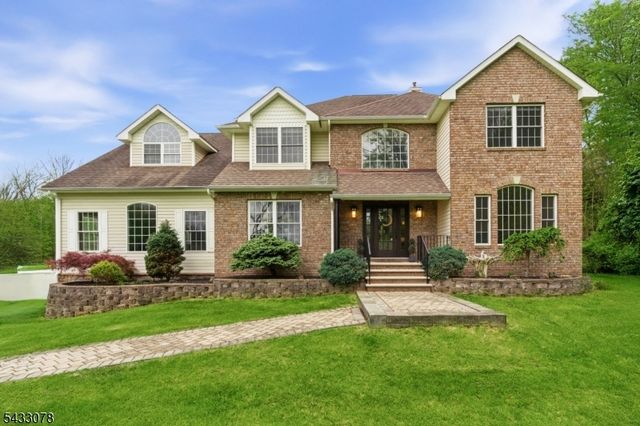 9 Valley Manor Dr, Sparta Twp., NJ 07871