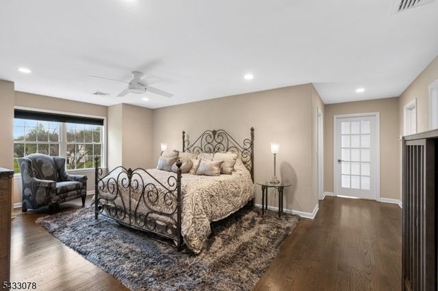 9 Valley Manor Dr, Sparta Twp., NJ 07871