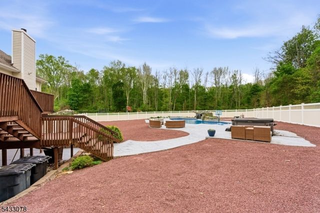 9 Valley Manor Dr, Sparta Twp., NJ 07871