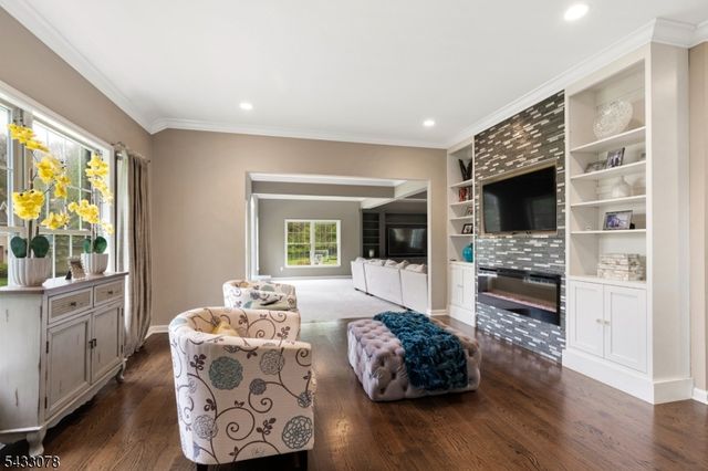 9 Valley Manor Dr, Sparta Twp., NJ 07871