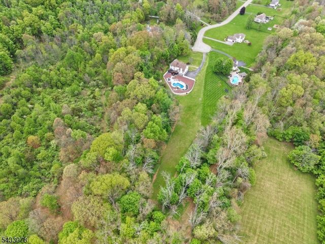 9 Valley Manor Dr, Sparta Twp., NJ 07871