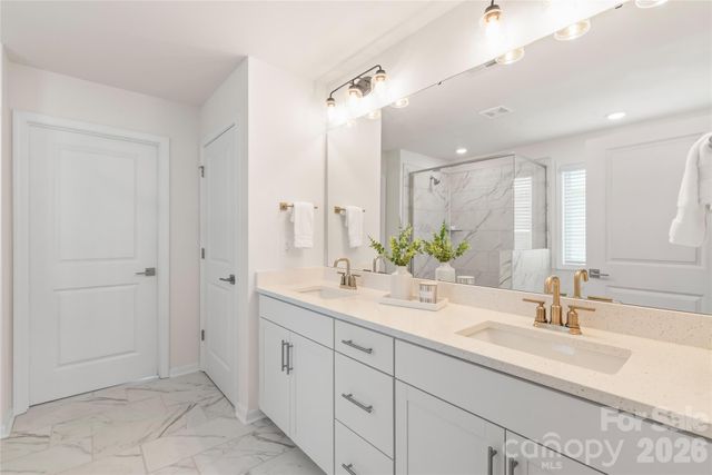 5703 Casper Drive, Charlotte, NC 28214