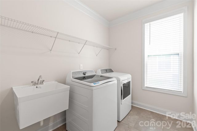 5703 Casper Drive, Charlotte, NC 28214