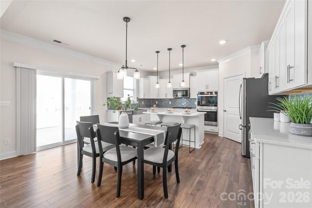 5703 Casper Drive, Charlotte, NC 28214