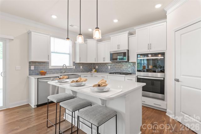 5703 Casper Drive, Charlotte, NC 28214