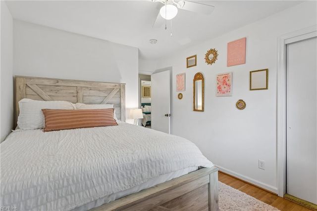 203 Bayview DR, Yorktown, VA 23692