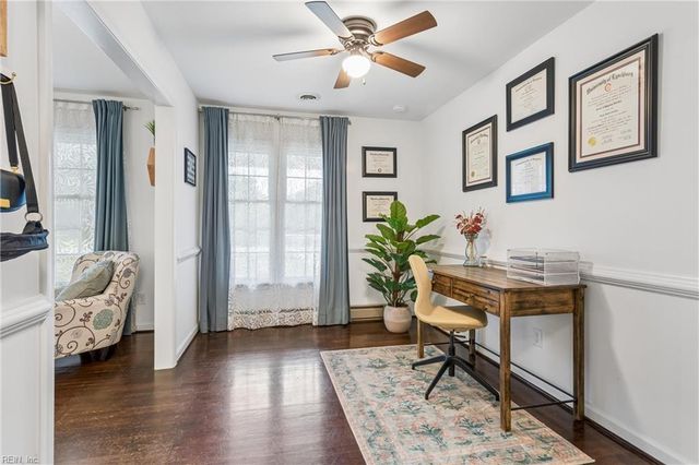 203 Bayview DR, Yorktown, VA 23692