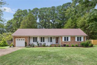 203 Bayview DR, Yorktown, VA 23692