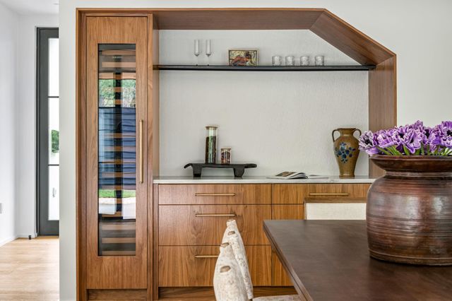 1102 Heritage WAY, Austin, TX 78703