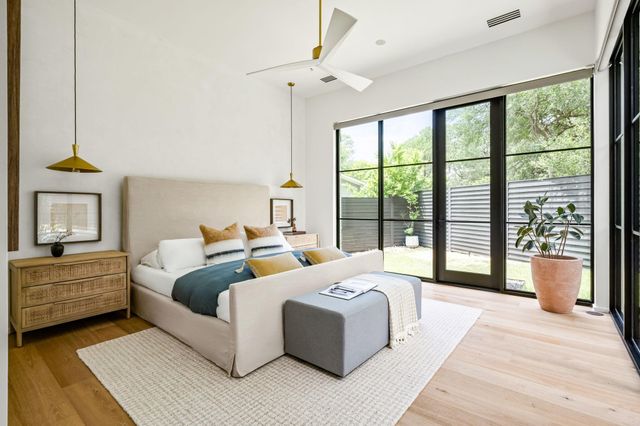 1102 Heritage WAY, Austin, TX 78703