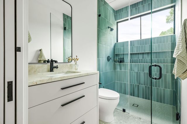 1102 Heritage WAY, Austin, TX 78703