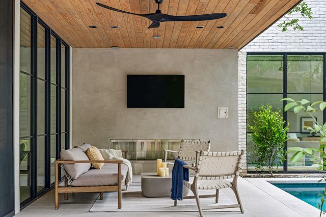 1102 Heritage WAY, Austin, TX 78703
