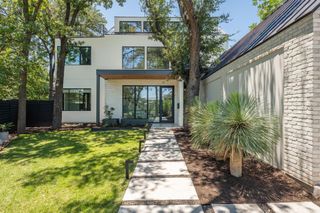 1102 Heritage WAY, Austin, TX 78703